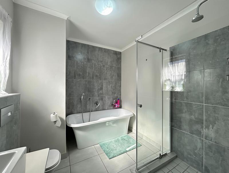 3 Bedroom Property for Sale in Melodie North West